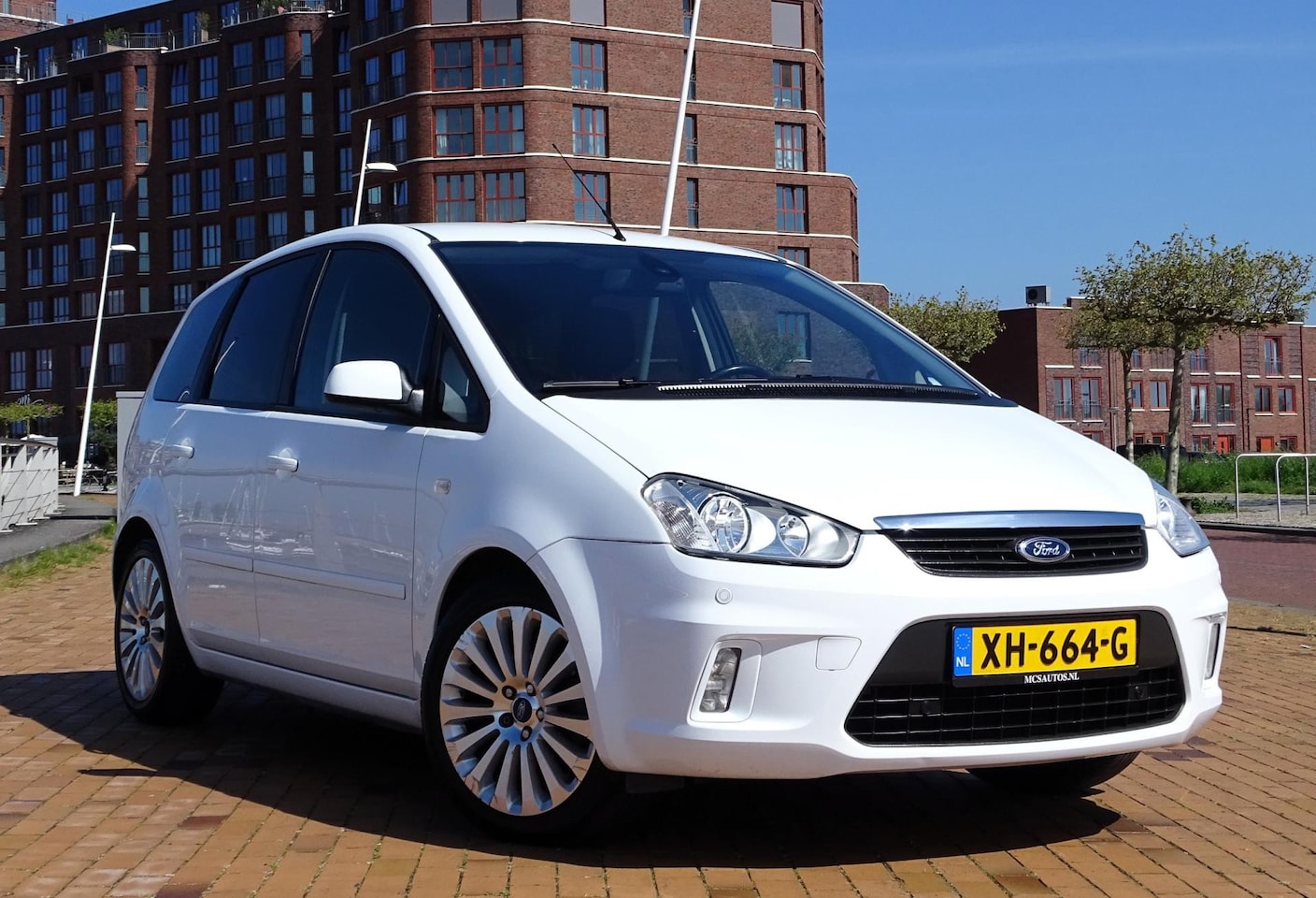 Ford C-Max - 1.8-16V Titanium motor 3000km! Airco Stoelverw - AutoWereld.nl