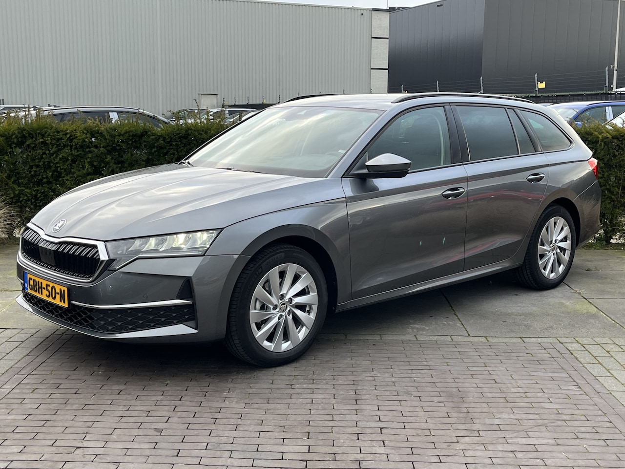 Skoda Octavia Combi - 1.5 TSI DSG-7 MHEV First Edition - AutoWereld.nl