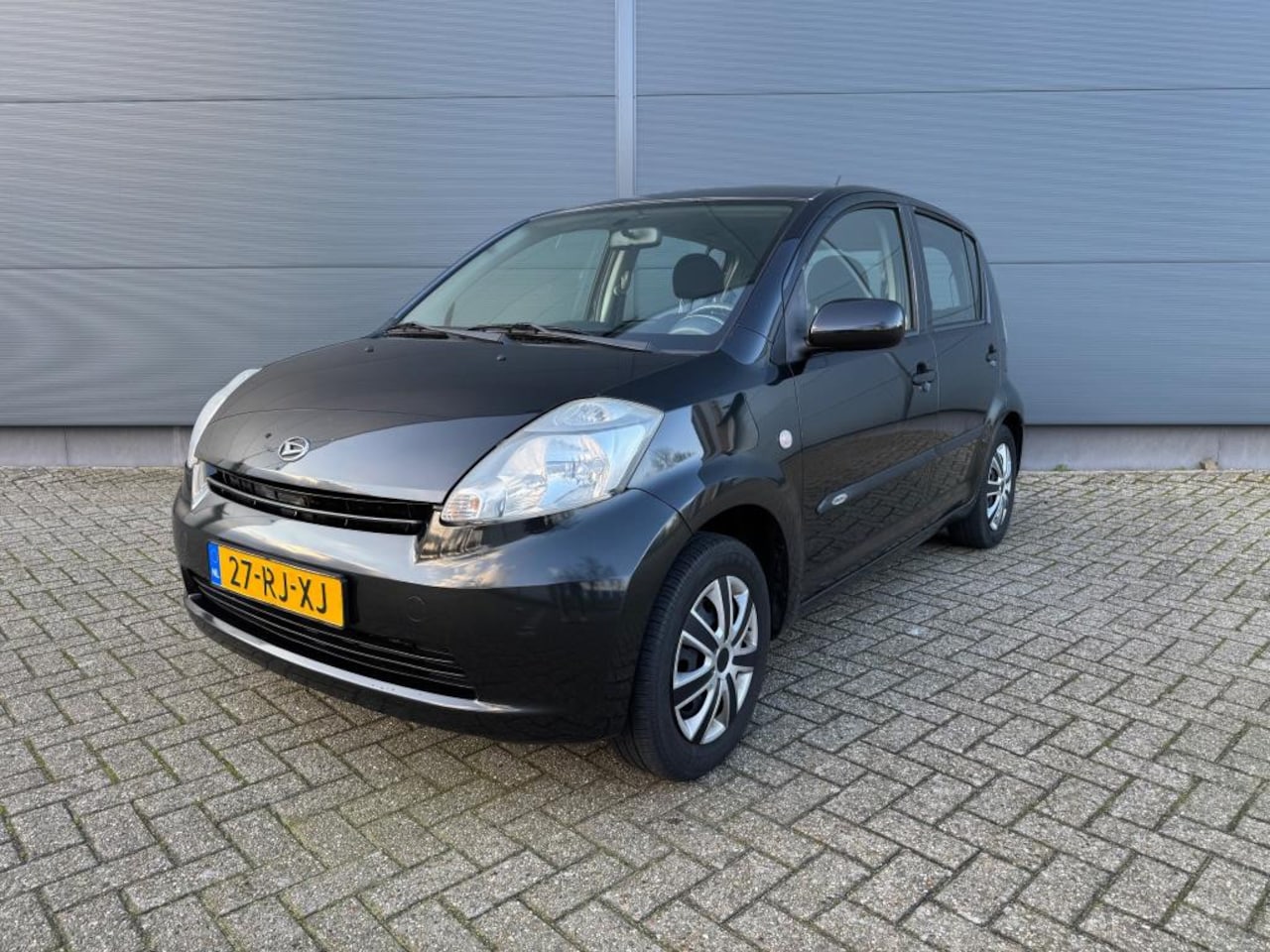 Daihatsu Sirion 2 - 1.3-16V Comfort || DEALER ONDERHOUDEN || TREKHAAK || BLUETHOOT - AutoWereld.nl