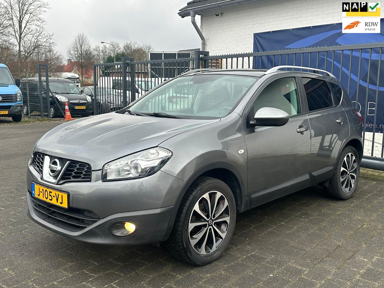 Nissan Qashqai - 1.6 Connect Edition / CRUISE CONTROL / AIRCO / GLAZENDAK / TREKHAAK - AutoWereld.nl