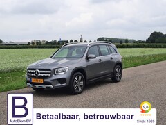 Mercedes-Benz GLB - 200 Premium Plus /Navi/Digi Dash/Camera/Trekh/Stoelverw/