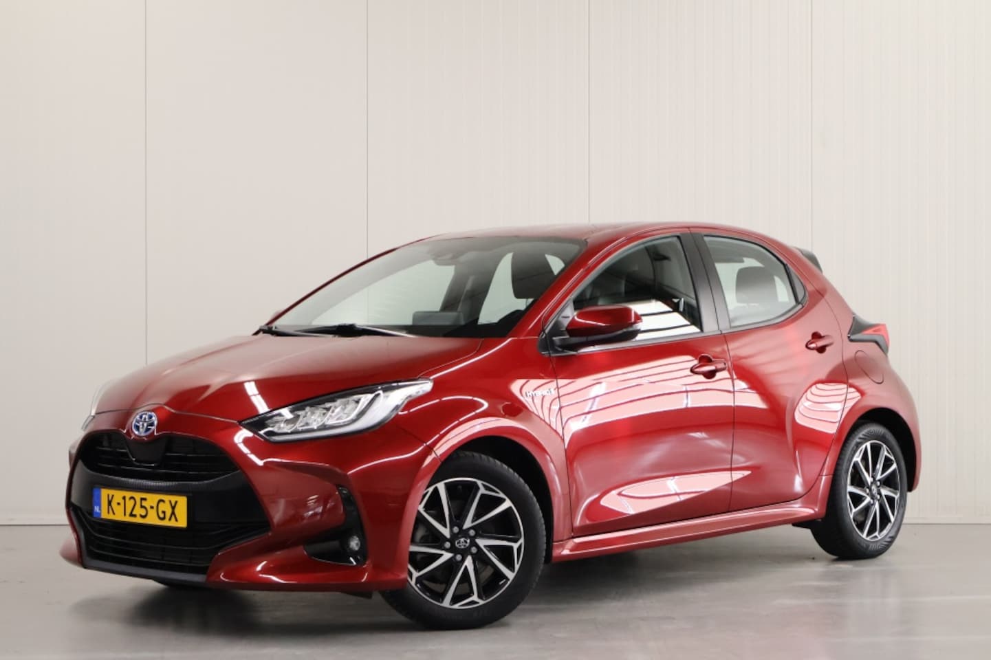 Toyota Yaris - 1.5 Hyb. Dynamic - AutoWereld.nl