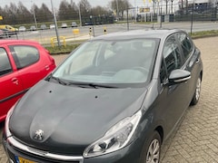 Peugeot 208 - 1.2 82pk Active | Navigatie | Airco | Cruise Control | Apple Carplay & Android Auto |