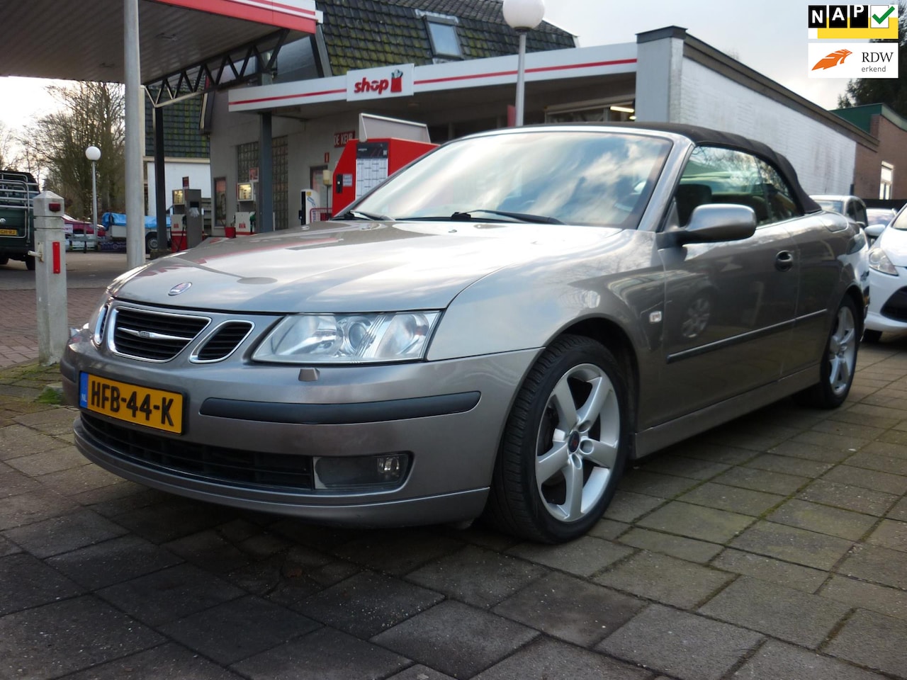 Saab 9-3 Cabrio - 1.8t Vector airco,leder,xenon,enz. - AutoWereld.nl