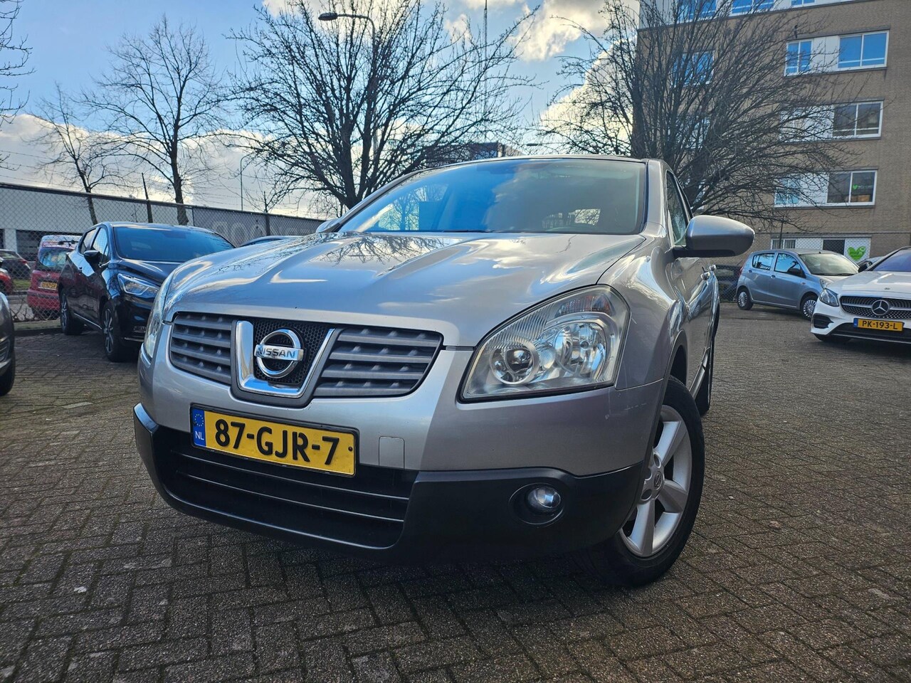 Nissan Qashqai - 2.0 Tekna Pack* Panodak* Keyless* Trekhaak* - AutoWereld.nl