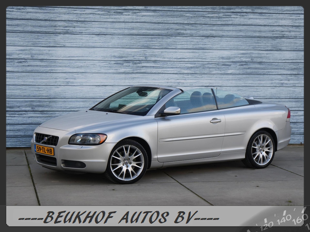 Volvo C70 Convertible - 2.5 T5 Automaat Leer Xenon 220Pk THaak - AutoWereld.nl