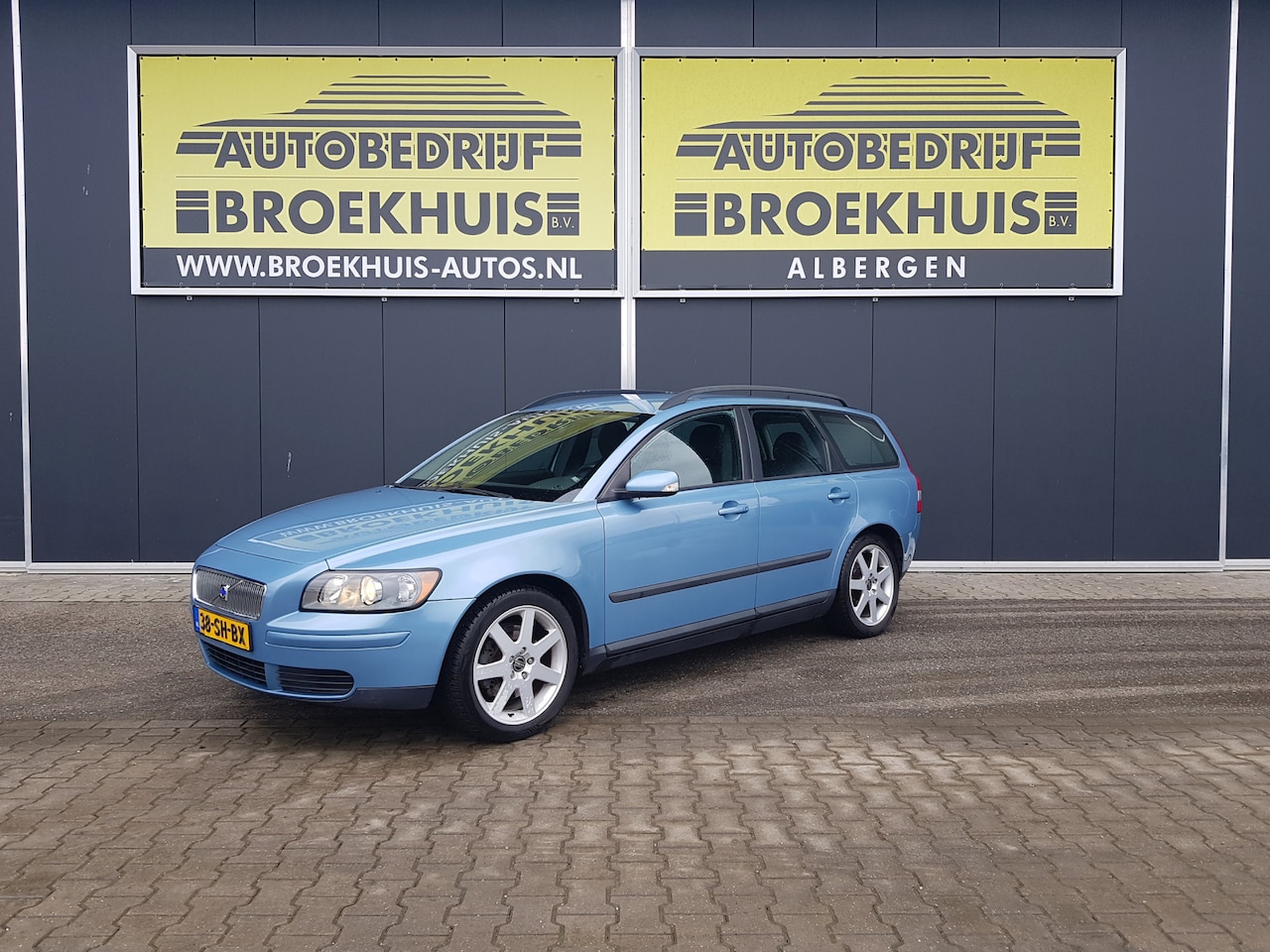 Volvo V50 - 2.4 Momentum 2.4 Momentum - AutoWereld.nl