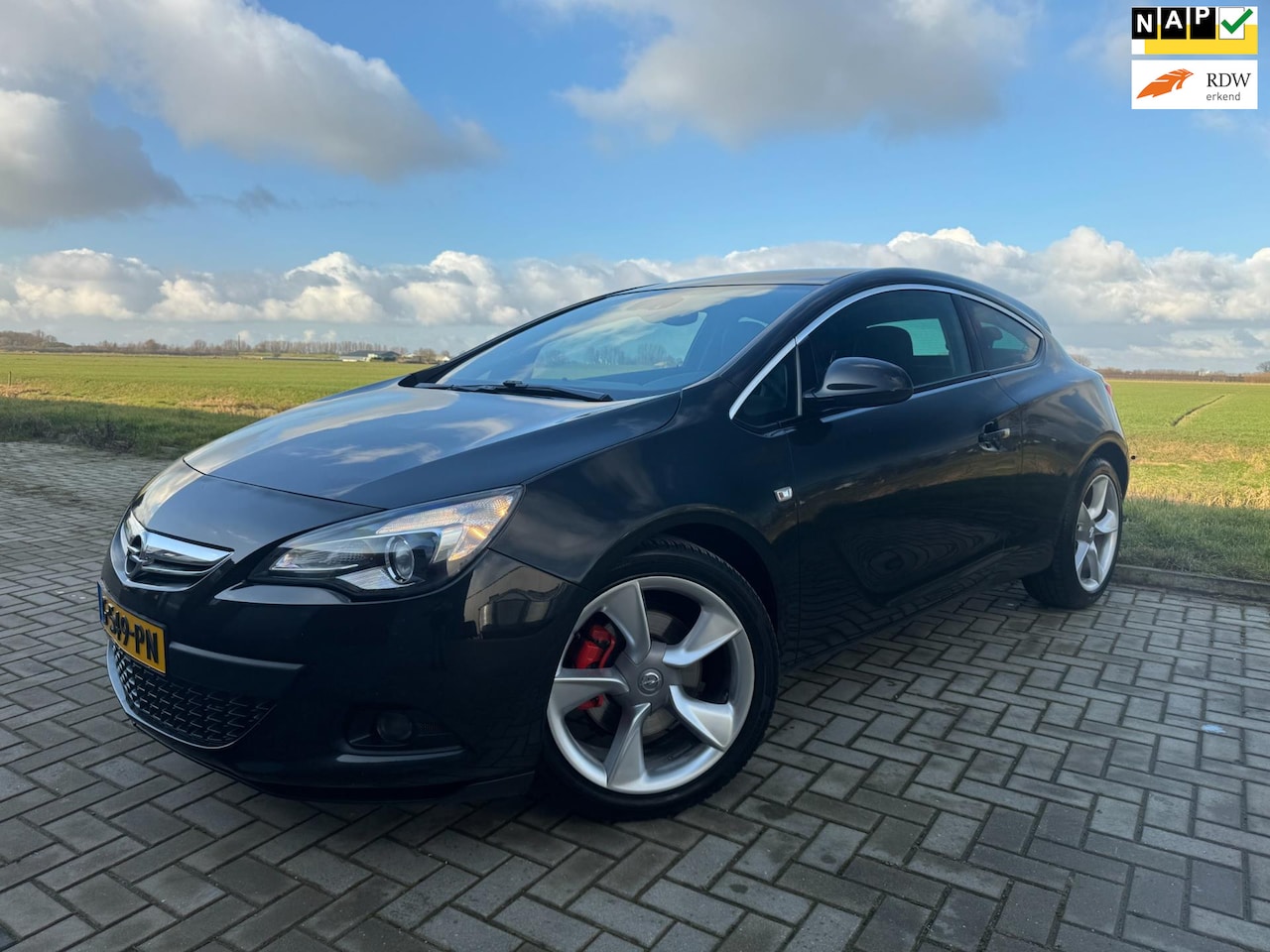 Opel Astra GTC - 1.6 Turbo Sport GTC 180PK 2013 Navigatie Trekhaak Cruise control - AutoWereld.nl