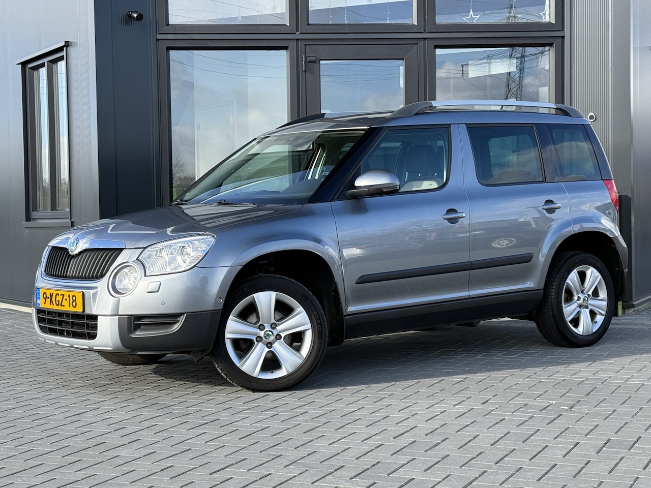 Skoda Yeti - 1.2 TSI Elegance Xenon | DSG | Trekhaak | 17" | Nwe beurt & APK - AutoWereld.nl