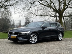 Volvo V60 - B3 Momentum Business, Camera, Leer, Trekhaak