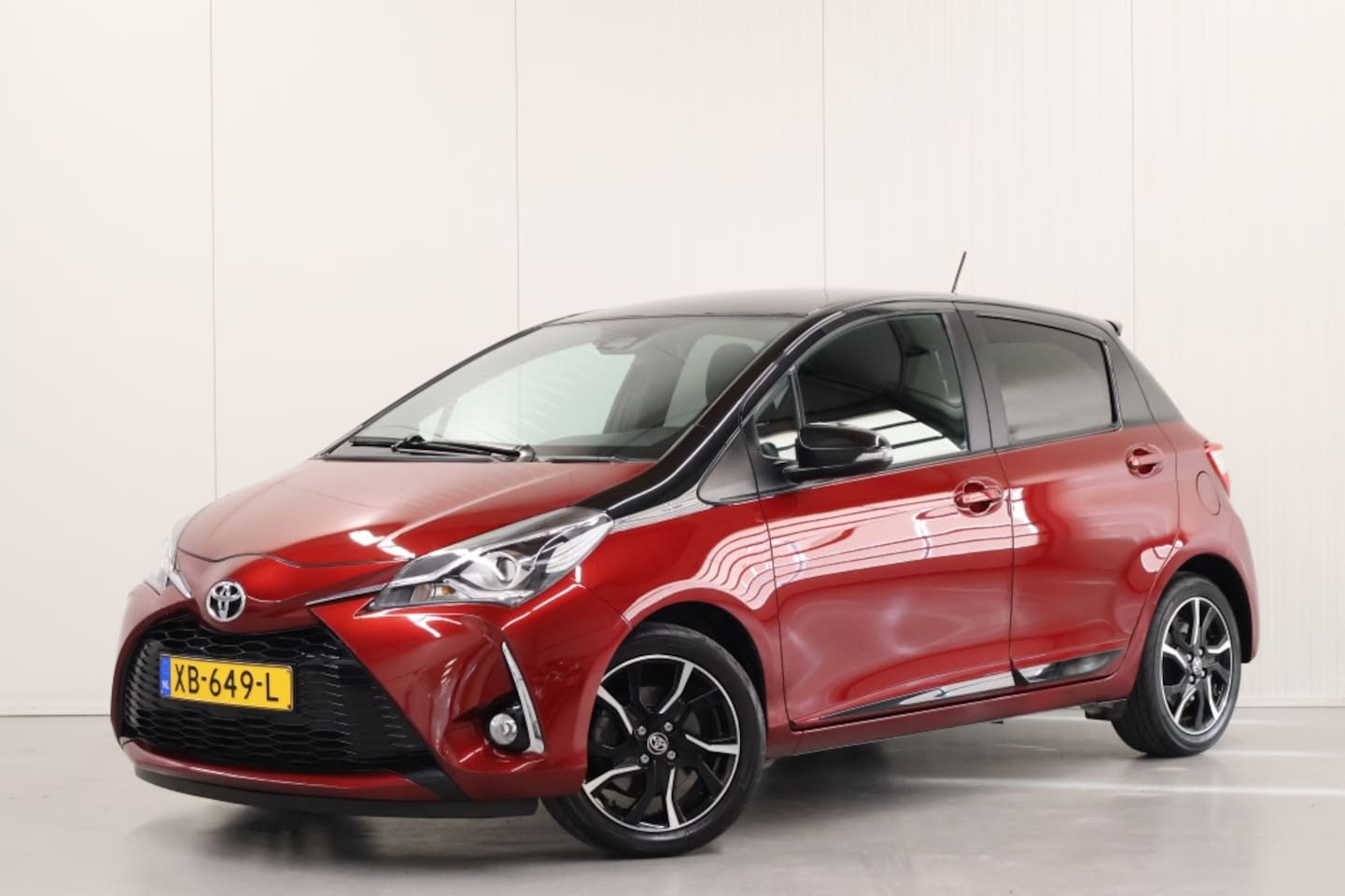 Toyota Yaris - 1.5 VVT-i Bi-Tone 1.5 VVT-i Bi-Tone - AutoWereld.nl