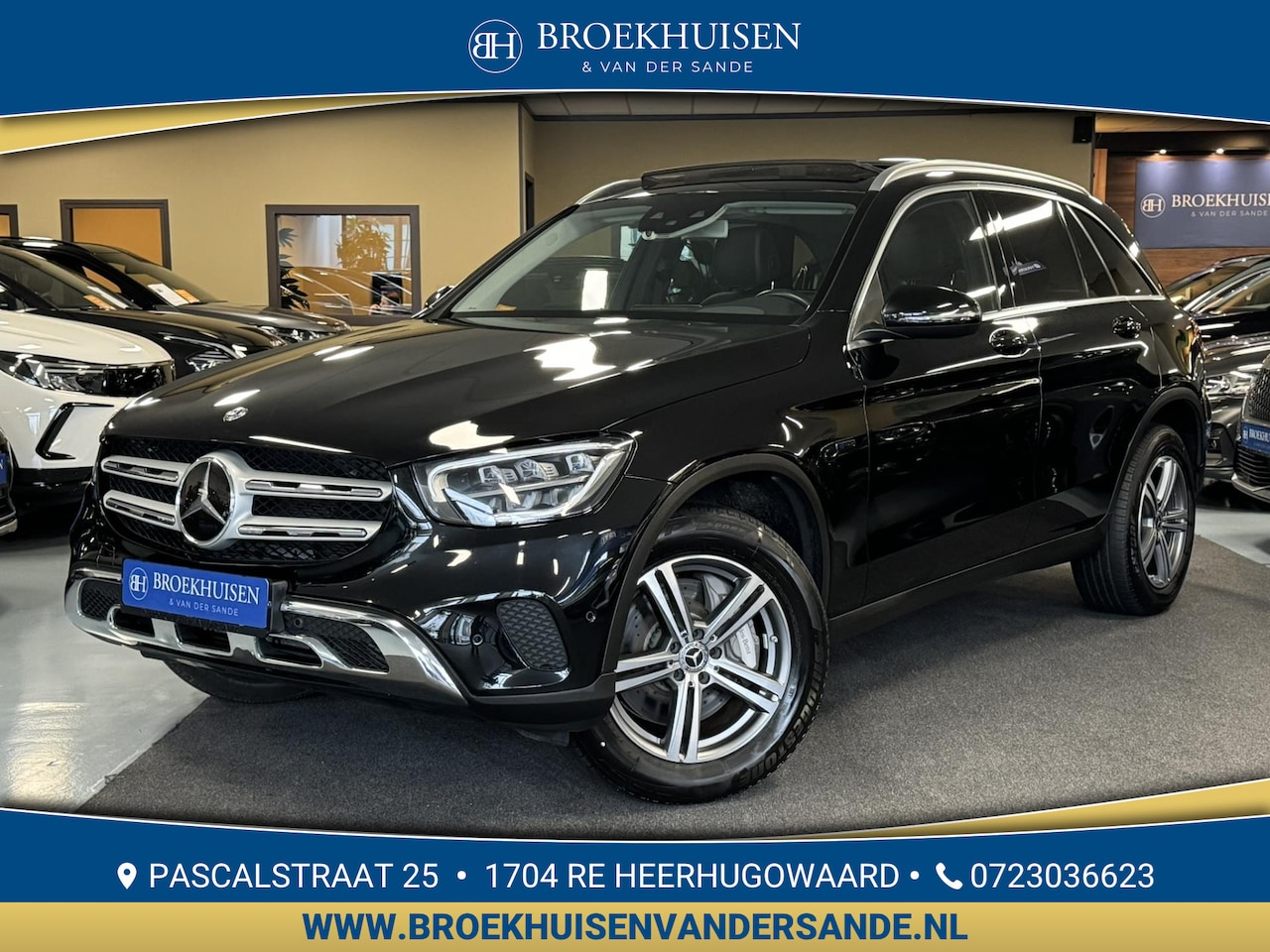 Mercedes-Benz GLC-klasse - 300e Plug in Hybride 4MATIC Premium Plus 320pk Panoramadak / Burmeister / Trekhaak Wegklap - AutoWereld.nl