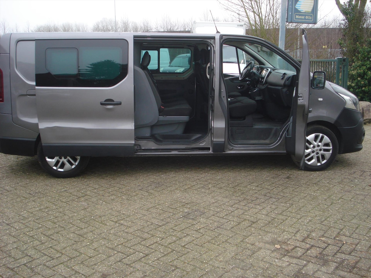 Renault Trafic - 1.6 DCi 145pk DUBBELE CABINE-AIRCO - AutoWereld.nl