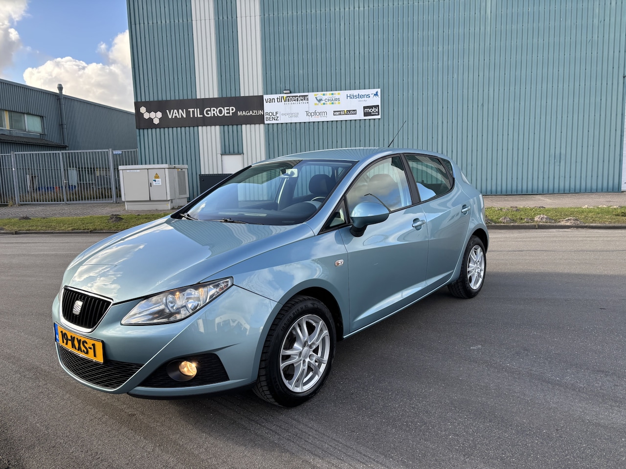 Seat Ibiza - 1.4-16V Sport 5-Deurs 86 PK. Mooie,zuinige en zeer goed onderhouden auto !!! Auto rijdt oo - AutoWereld.nl