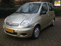 Toyota Yaris Verso - 1.5 VVT-i Sol airco trekhaak 165 dkm NAP beige