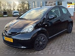 Toyota Aygo - 1.0-12V +