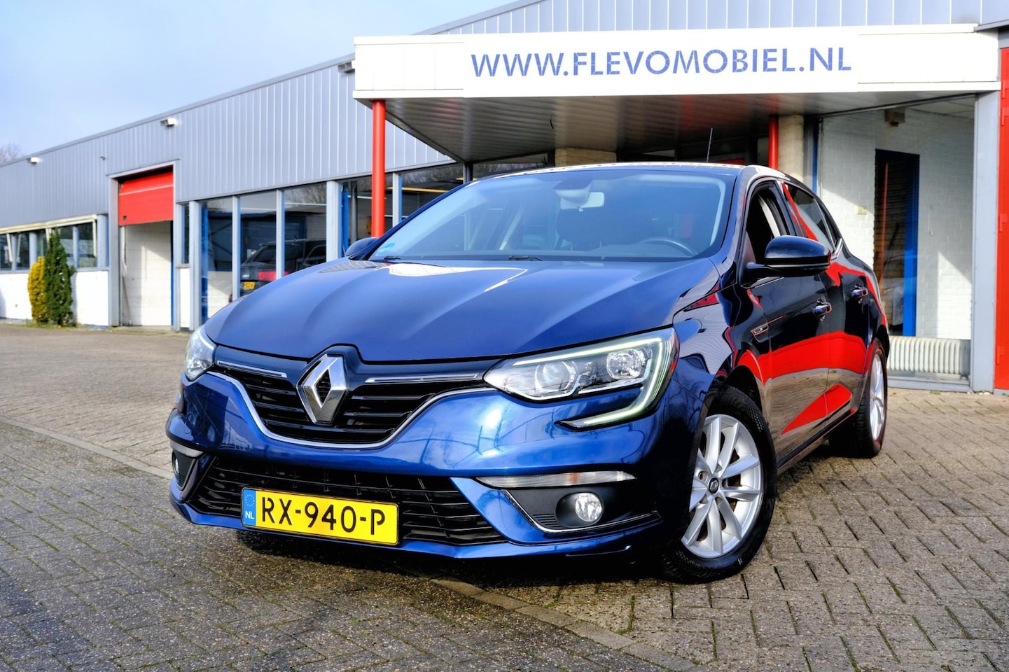 Renault Mégane - 1.2 TCe 132pk Limited Navi|1e Eig|Clima|LMV - AutoWereld.nl