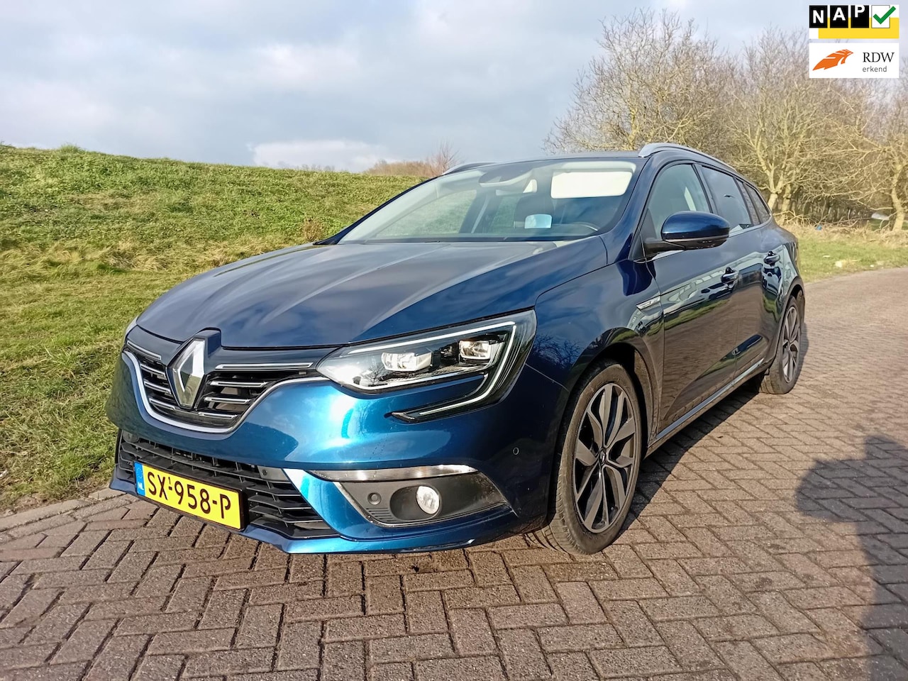 Renault Mégane Estate - 1.3 TCe Bose Automaat Pano Schuif Kanteldak Head-up Display Rear View Camera Navi APK 2027 - AutoWereld.nl