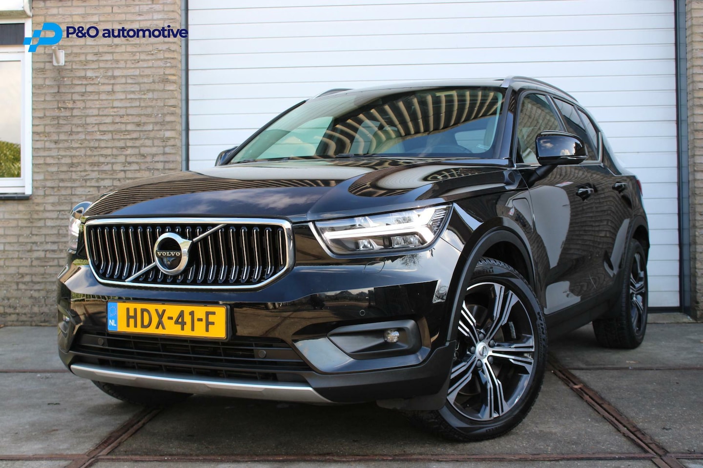 Volvo XC40 - 1.5 T5 Twin Engine Inscription PANO TREKHAAK H/K - AutoWereld.nl