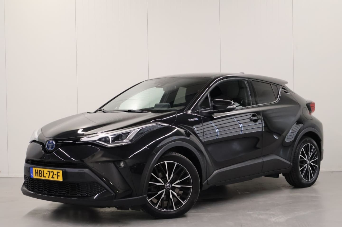 Toyota C-HR - 2.0 Hybrid Executive 2.0 Hybrid Executive - AutoWereld.nl