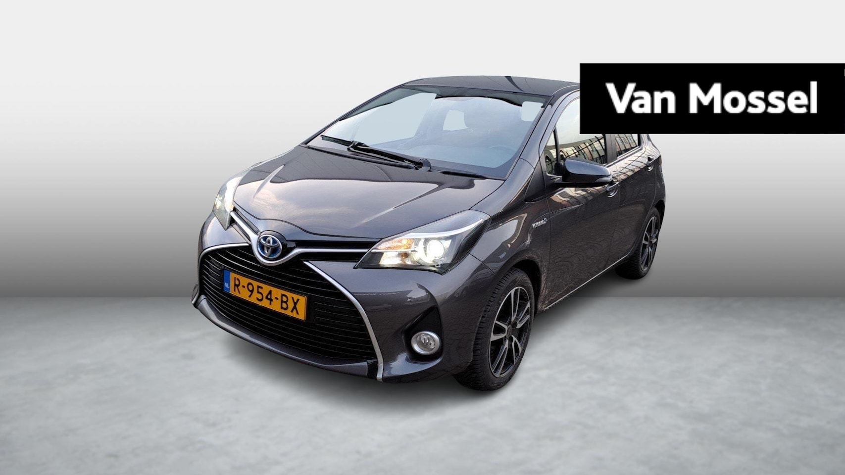 Toyota Yaris - 1.5 Hybrid Lease | Automaat | Navigatie | ECC | Cruise Control | 16"LMV | Cam | PDC | - AutoWereld.nl