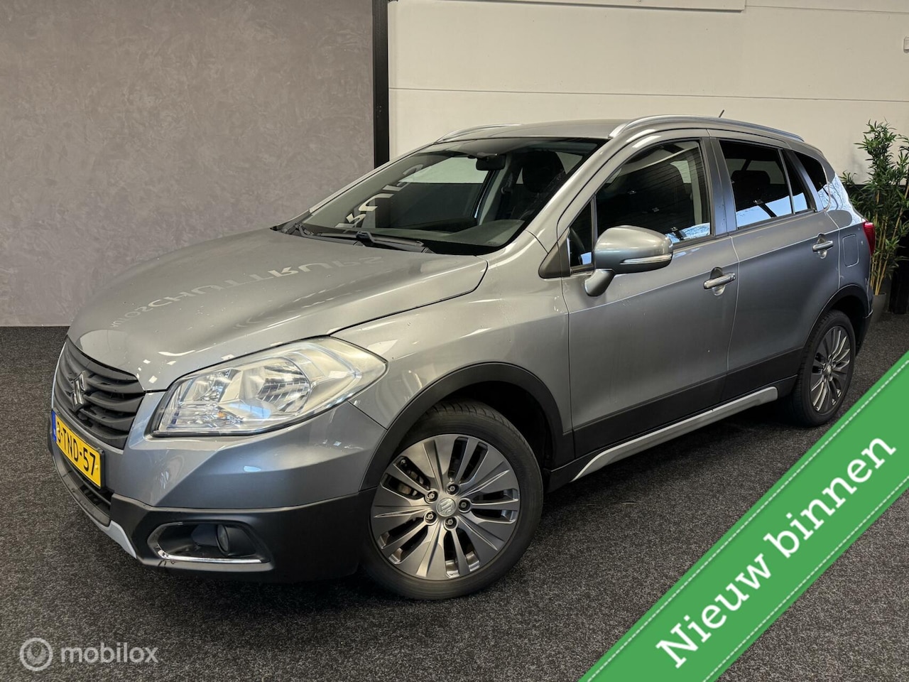 Suzuki SX4 S-Cross - 1.6 Comfort NAVI / CLIMA / CRUISE / STOELVERWARMING - AutoWereld.nl