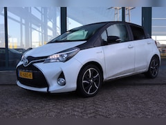 Toyota Yaris - 1.5 Hybrid Dynamic Bi-Tone