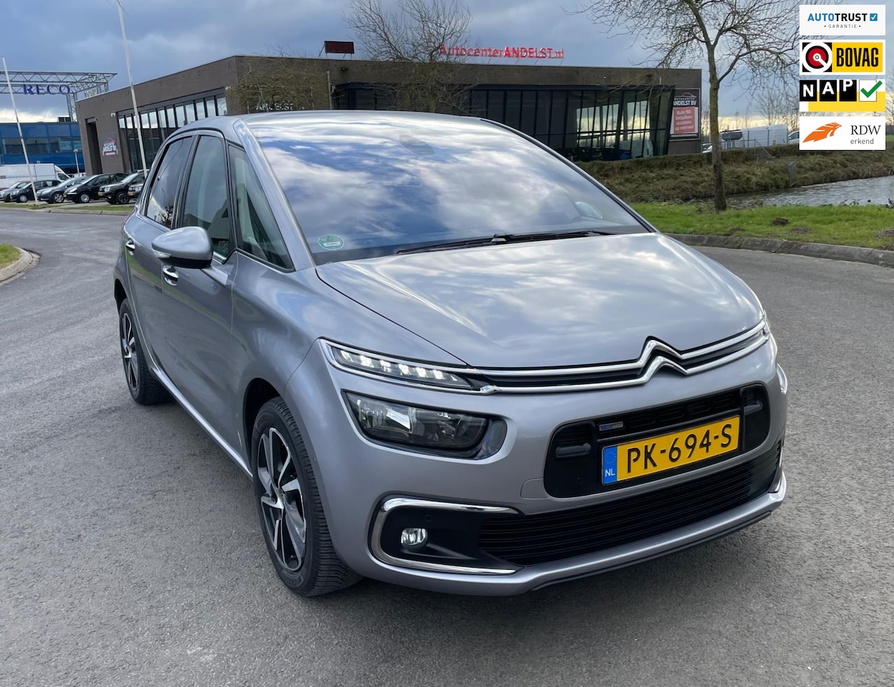 Citroën C4 Picasso - 1.2 PureTech Feel 1.2 PureTech Feel, Aut, Trekhaak, 1e eig afk, Geen import, Nap, Volledig oh! - AutoWereld.nl