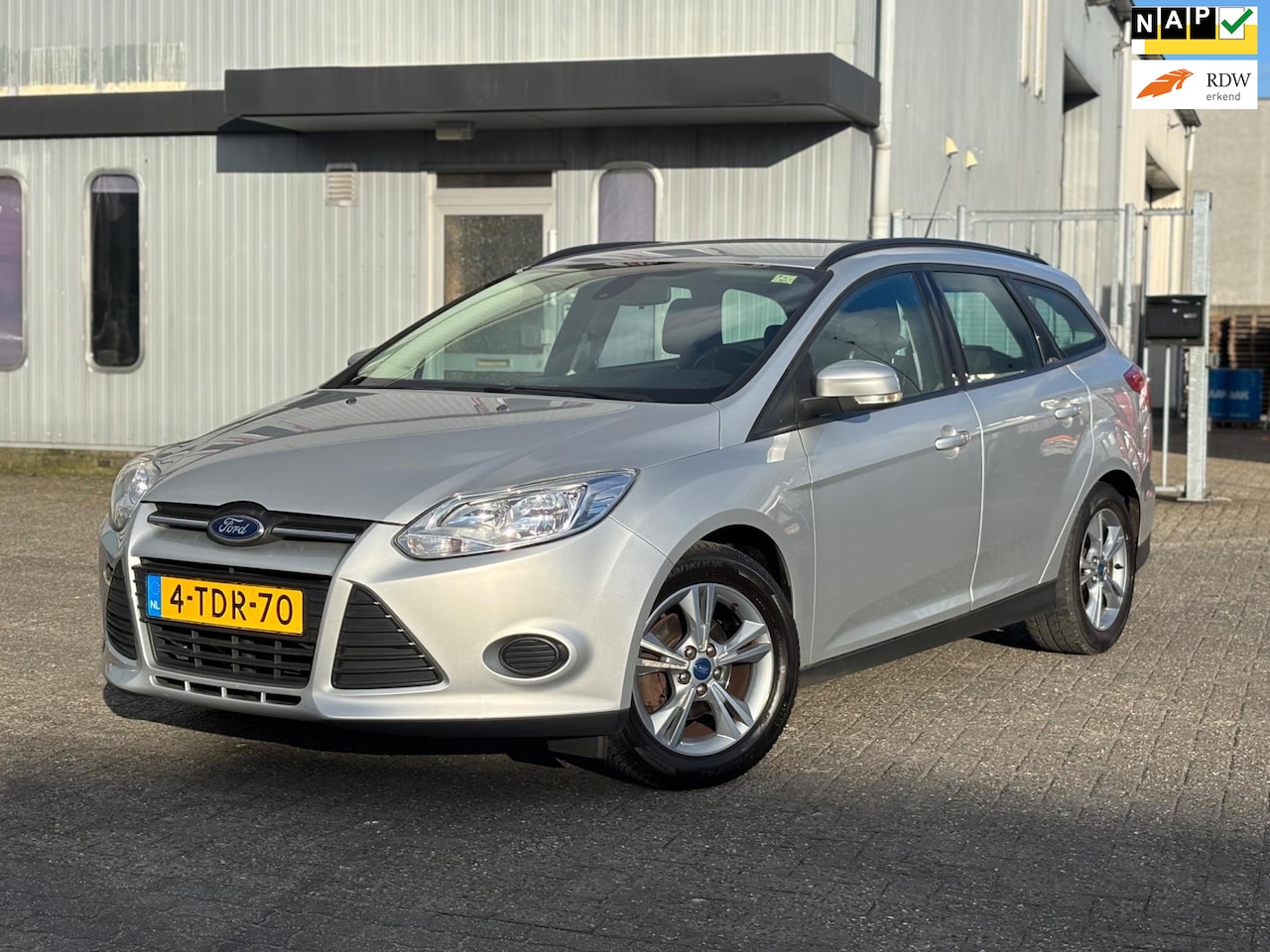 Ford Focus Wagon - 1.0 EcoBoost Edition 1.0 EcoBoost Edition, Navi, Nap, Nwe Apk, Airco, Elek pkt - AutoWereld.nl