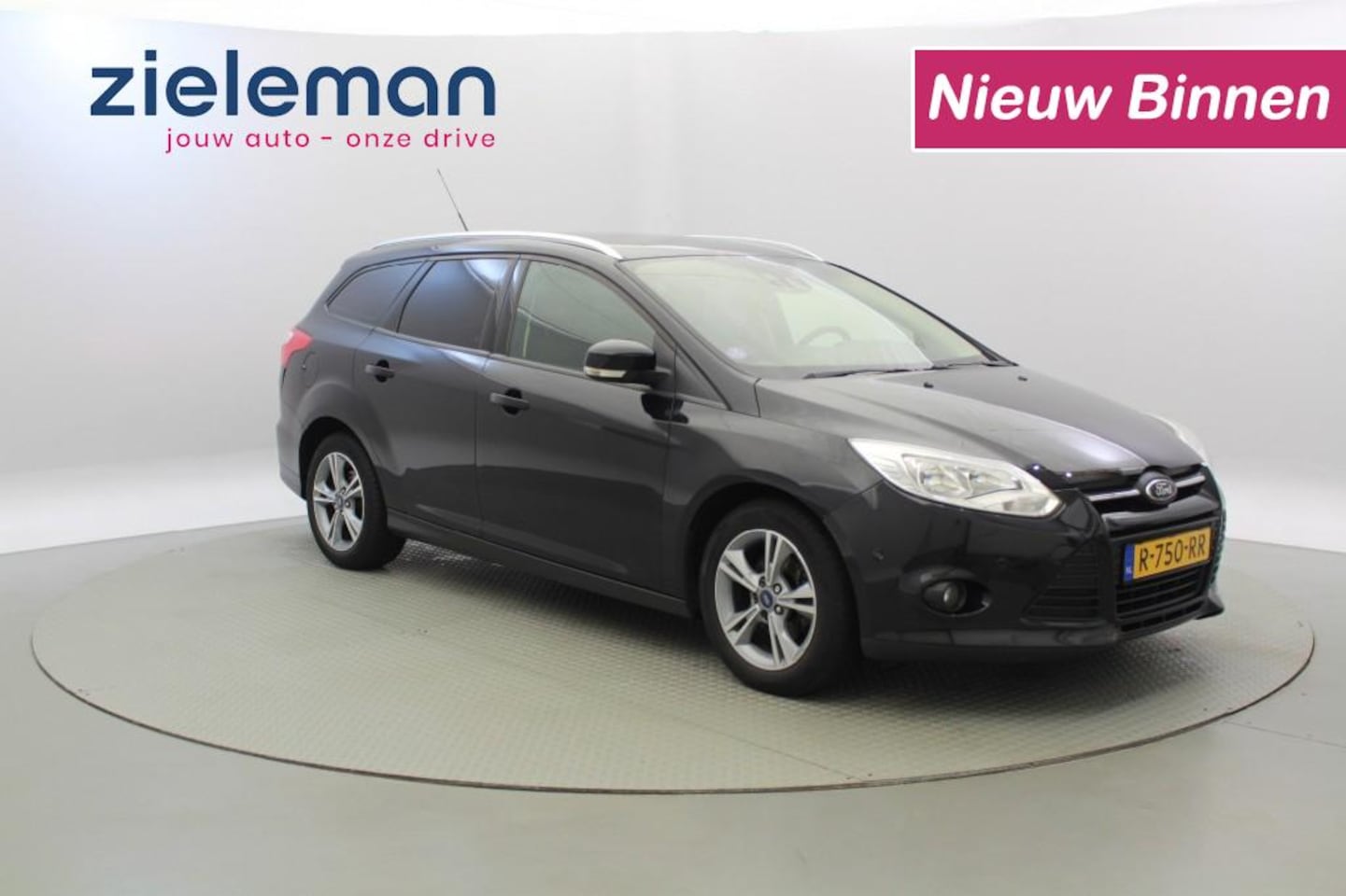 Ford Focus Wagon - 1.0 EcoBoost wagon Titanium - Cruise, Stoelverw. 125 PK - AutoWereld.nl