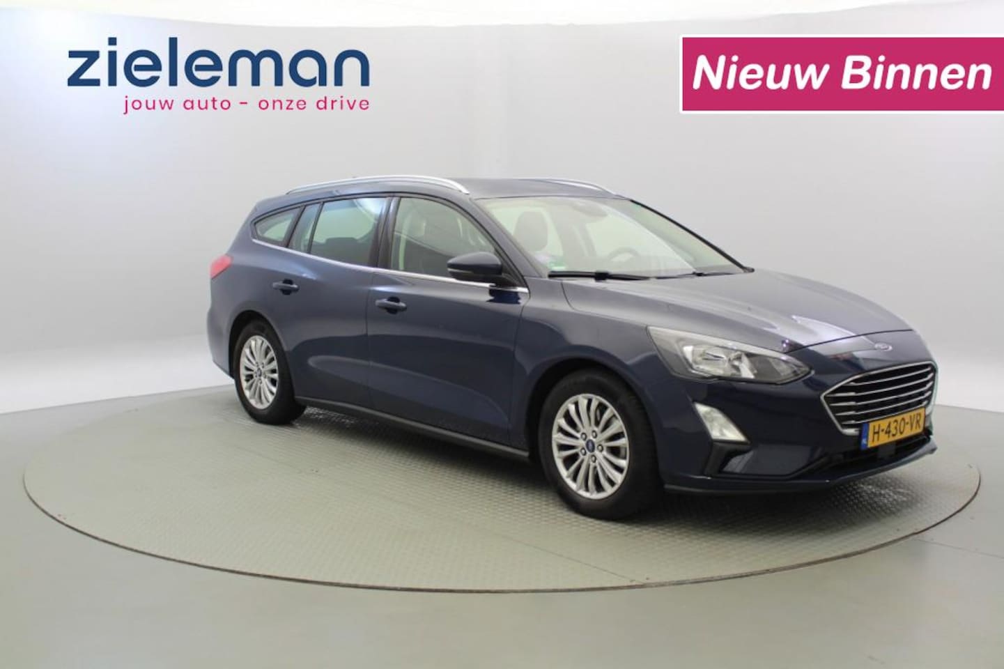 Ford Focus Wagon - 1.0 Ecoboost wagon Titanium Business - Carplay, Clima - AutoWereld.nl