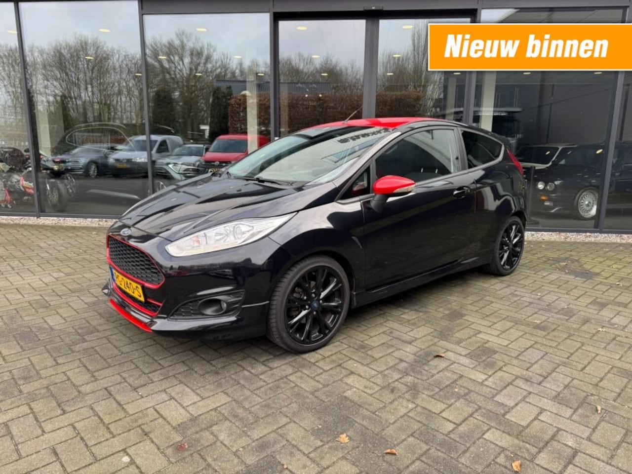 Ford Fiesta - 1.0 EcoB. 140pk Red/Black ST,Keyless,Clima,Stoelverw,PDC - AutoWereld.nl