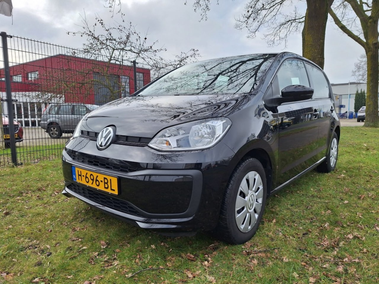 Volkswagen Up! - 1.0 1.0 - AutoWereld.nl