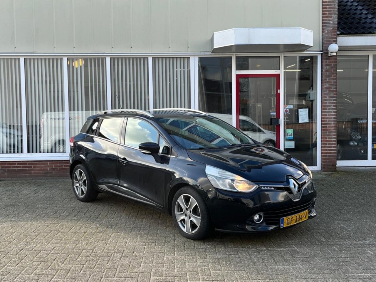 Renault Clio Estate - Estate 1.5 dCi NightenDay I Navi I Airco I Trekhaak - AutoWereld.nl