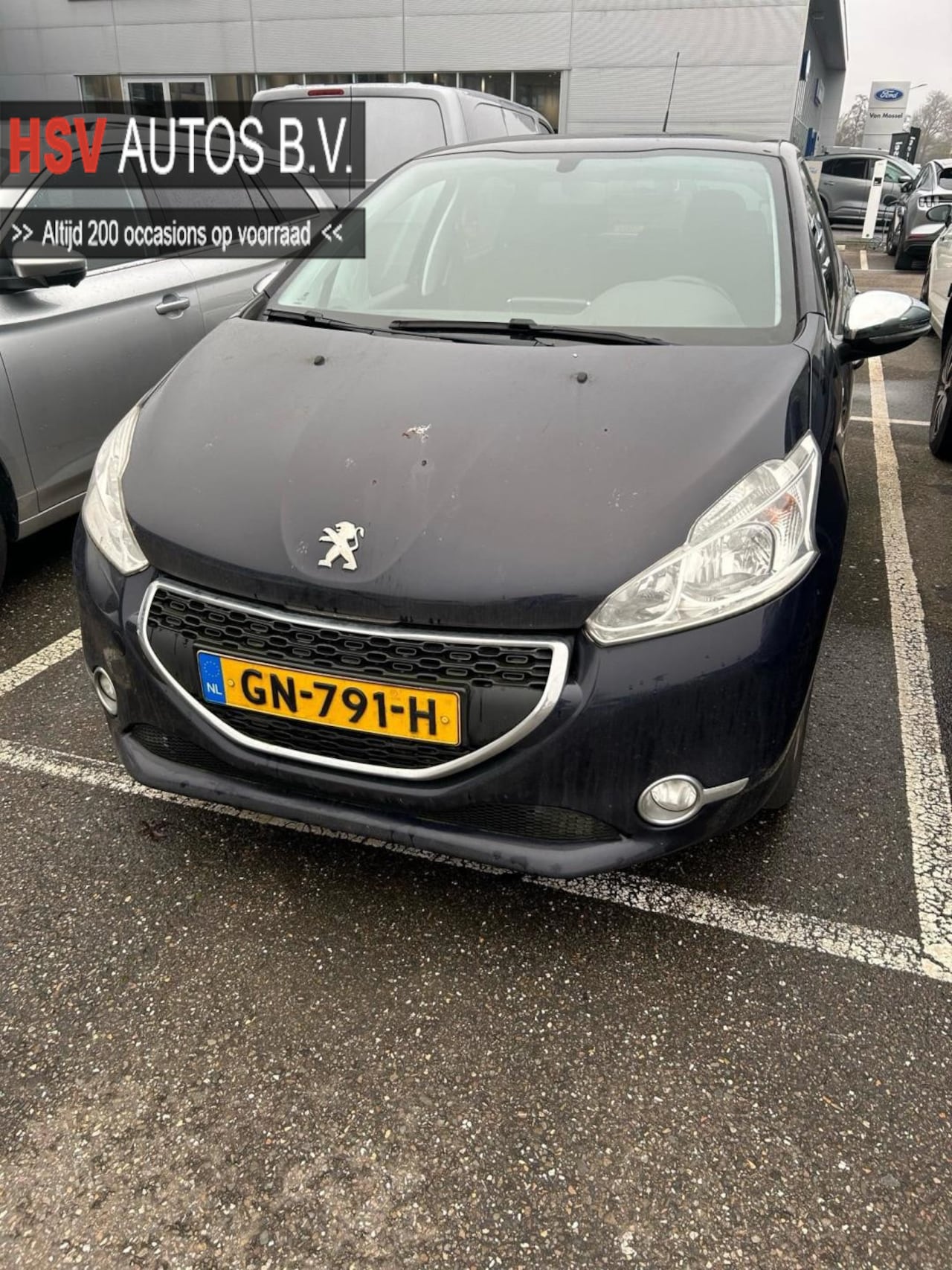 Peugeot 208 - 1.2 PureTech Style airco navi LM 4-deurs - AutoWereld.nl