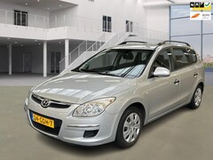 Hyundai i30 CW - 1.6i Active Cool/APK TOT 20-03-2026