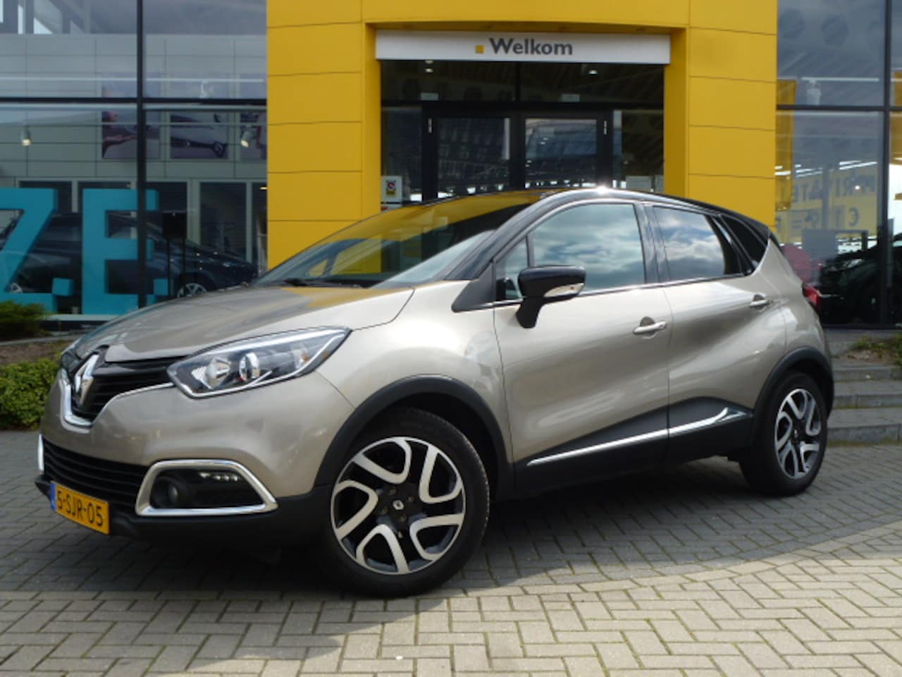 Renault Captur - TCe 90PK Dynamique / Trekhaak / Navigatie / Lmv 17'' / Cruise-Control - AutoWereld.nl