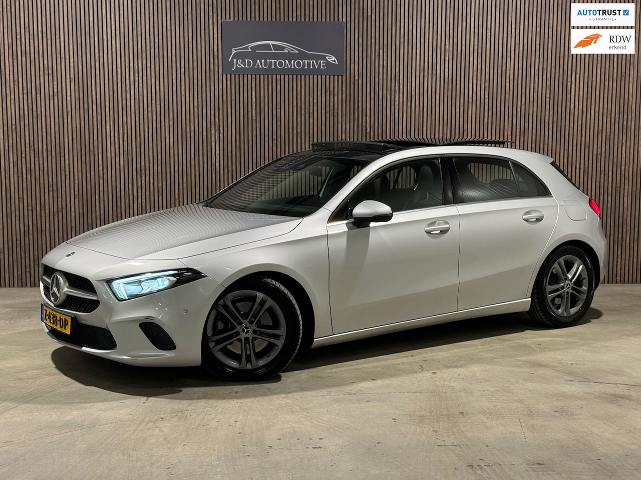 Mercedes-Benz A-klasse - 220 Launch Edition 2019 LED CAMERA PDC - AutoWereld.nl