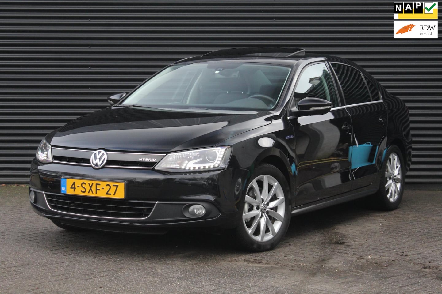 Volkswagen Jetta - 1.4 TSI Hybrid Highline | Schuifdak | Apple carplay | - AutoWereld.nl