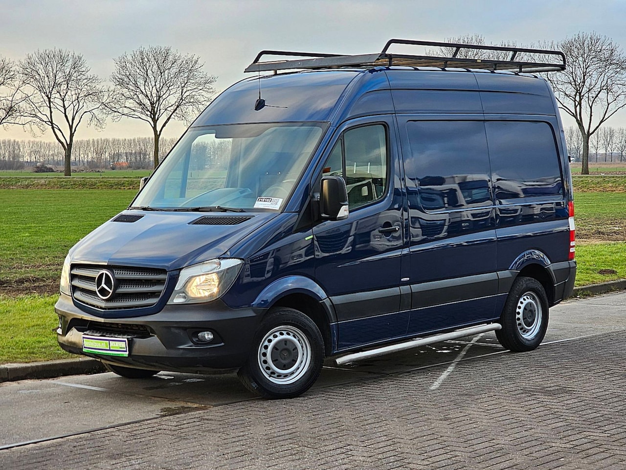 Mercedes-Benz Sprinter - 210 2.2 CDI 325 L1H2 Airco Automaat 95Pk NAP Trekhaak! - AutoWereld.nl