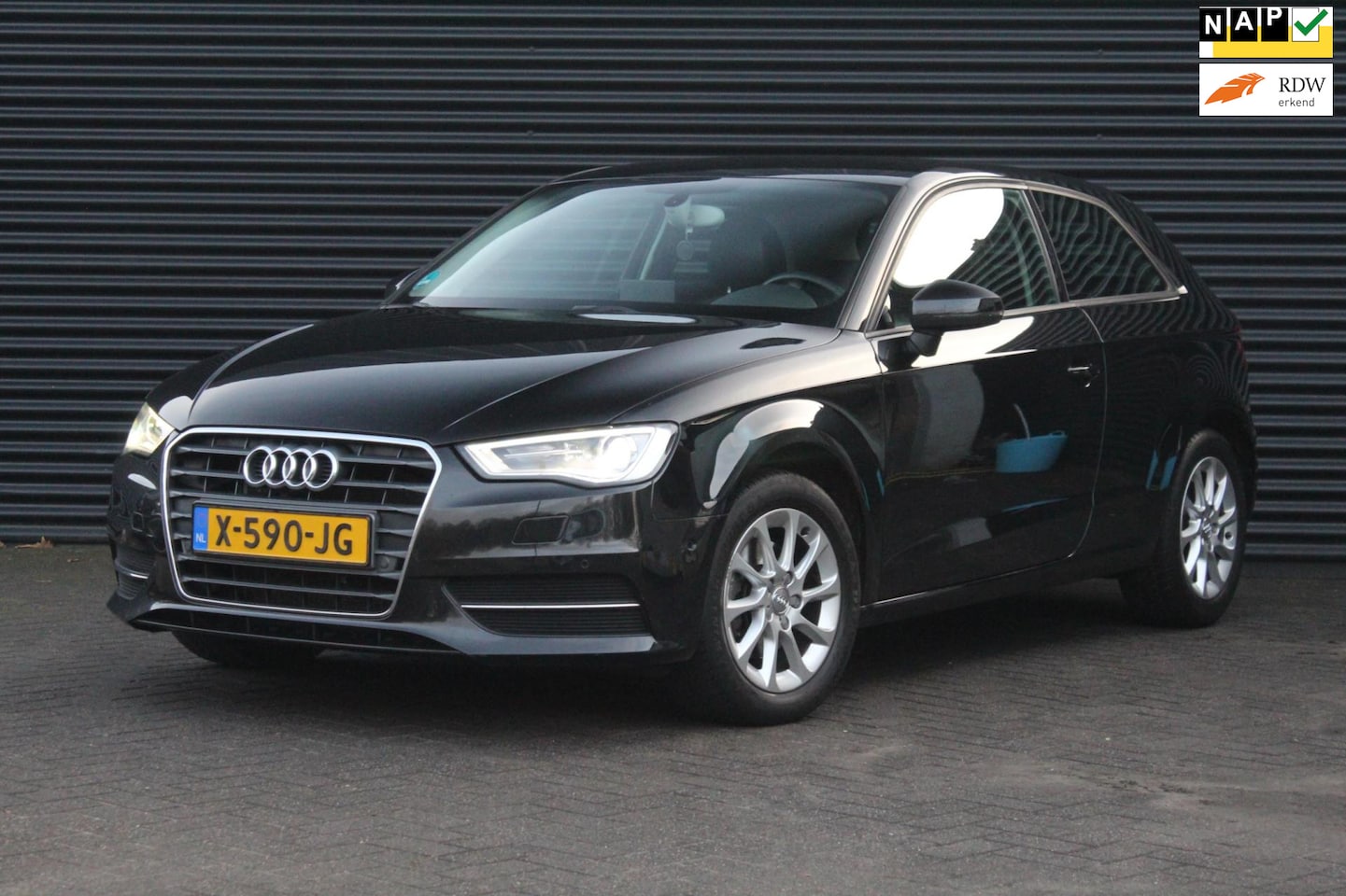 Audi A3 - 1.4 TFSI Attraction | Xenon | Cruise | PDC | Stoelverwarming | - AutoWereld.nl