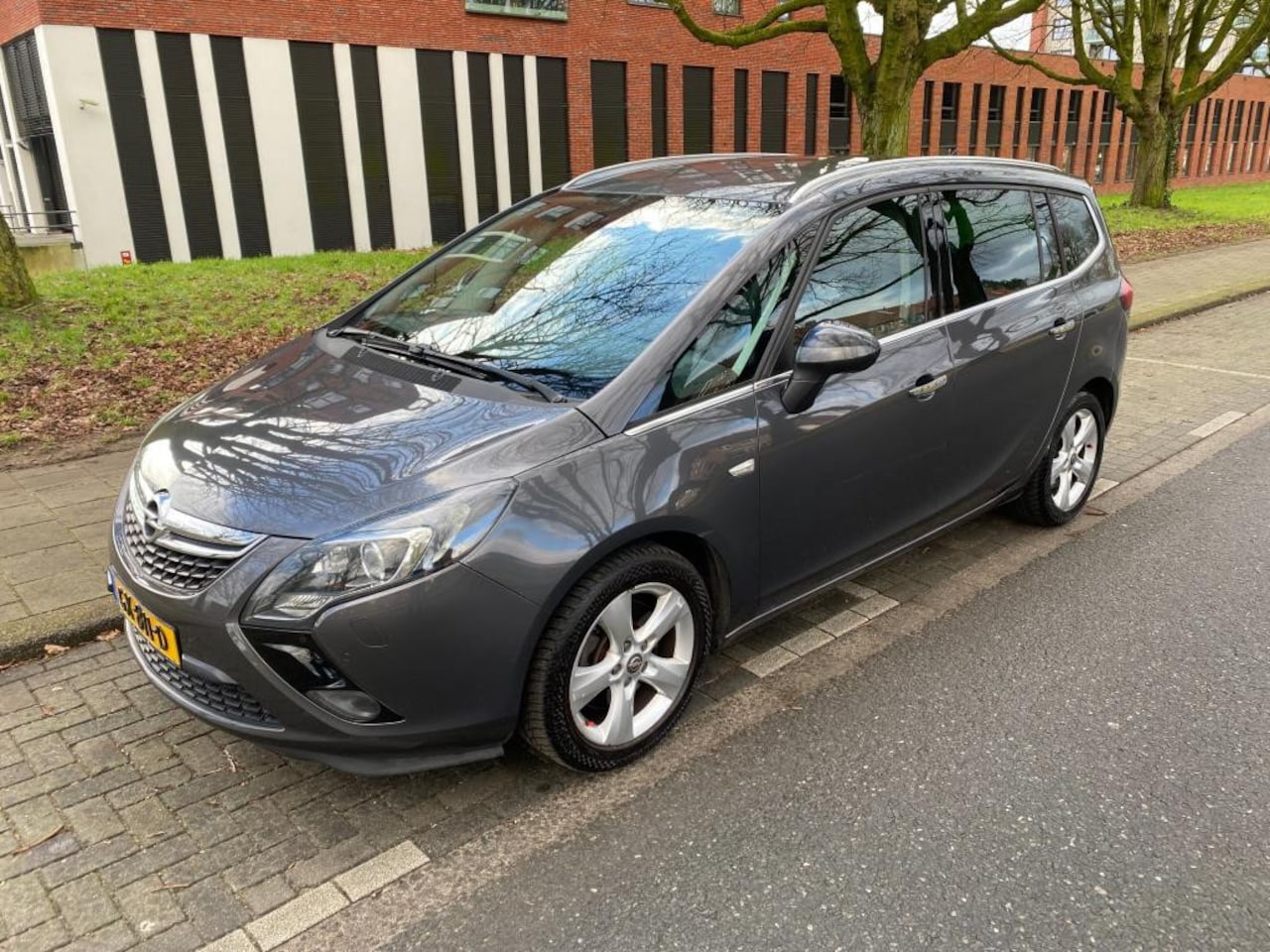 Opel Zafira Tourer - 2.0 CDTI Cosmo 7p. EXPORT PRIJS - AutoWereld.nl