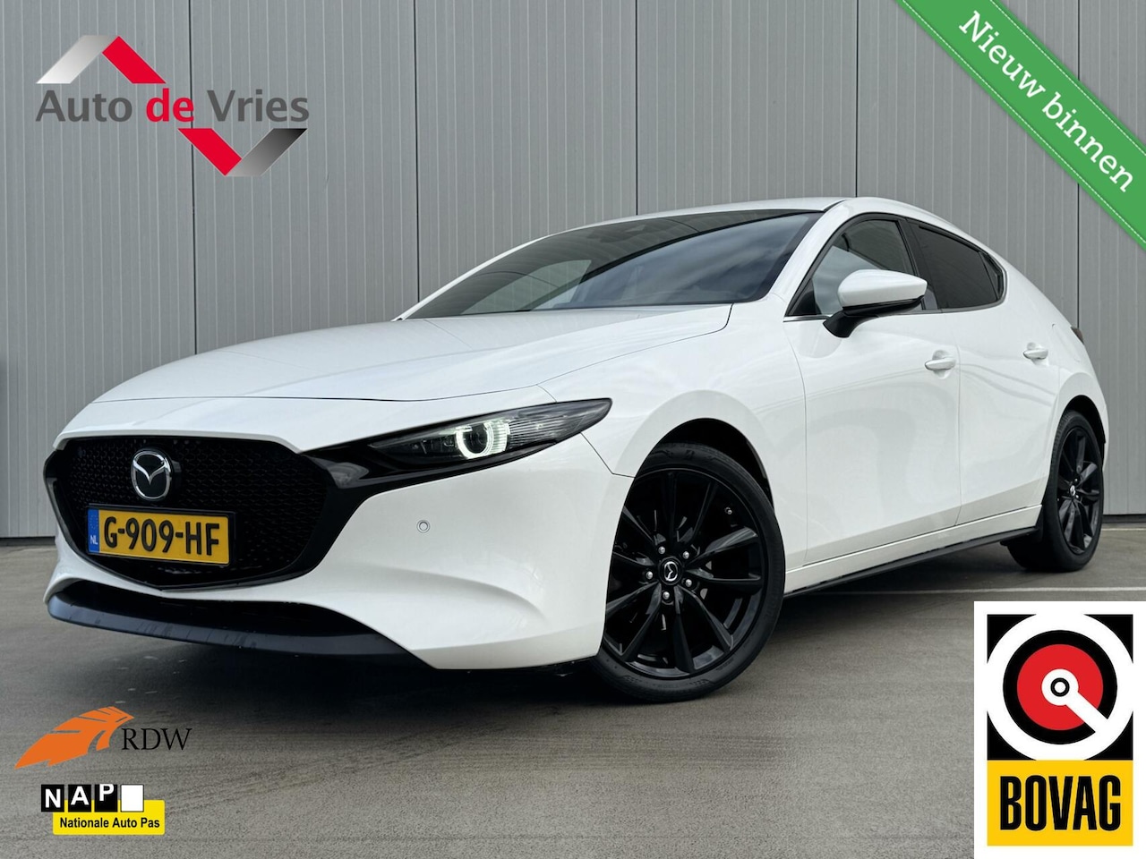 Mazda 3 - 2.0 e-SkyActiv-X M Hybrid 180 Luxury|Trekhaak|NAP - AutoWereld.nl