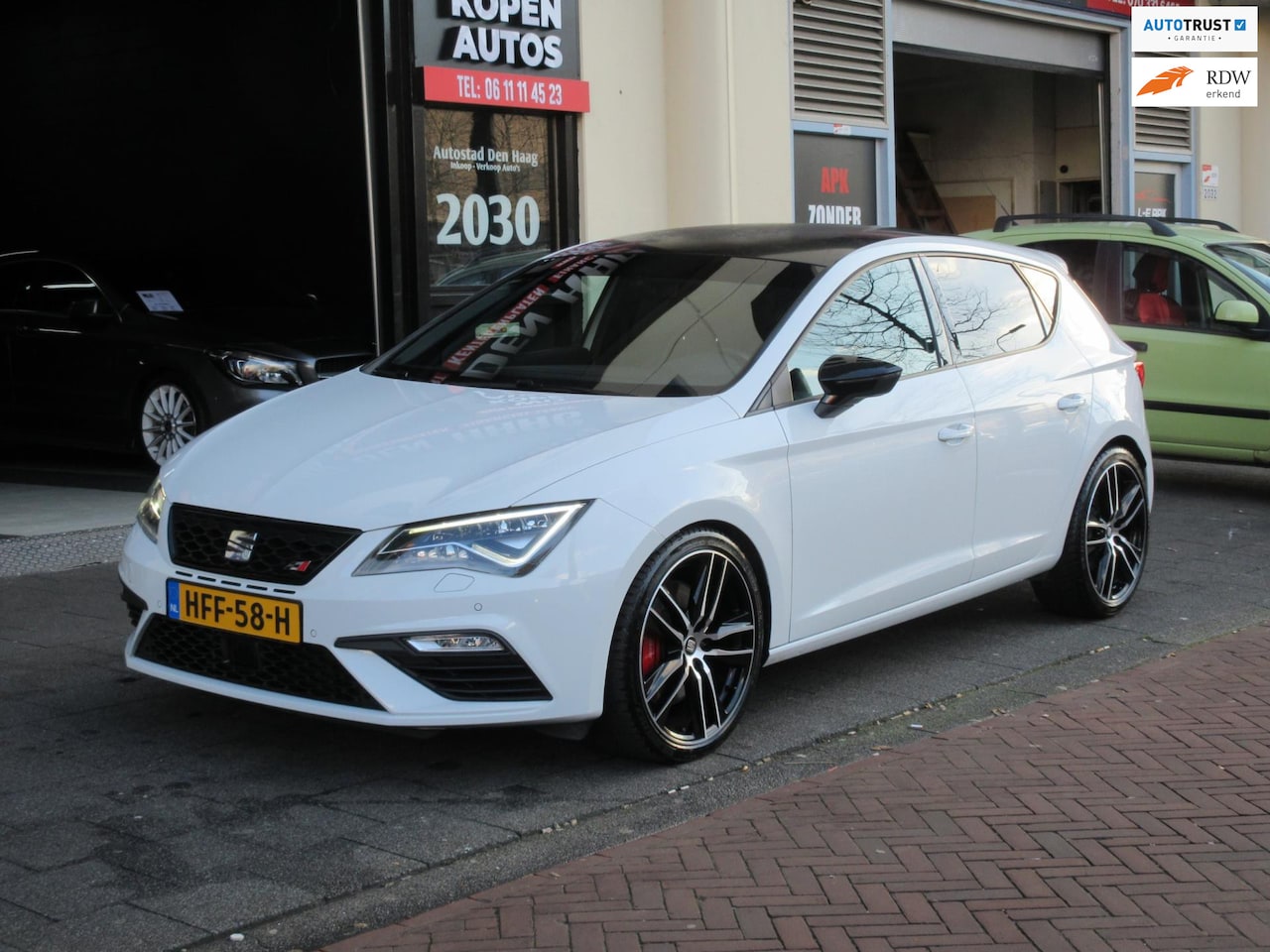 Seat Leon - 2.0 TSI 221Kw CUPRA 300 Virtual ACC Carplay - AutoWereld.nl