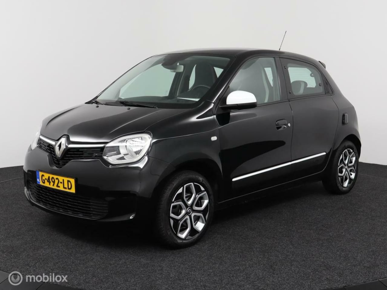 Renault Twingo - 1.0 SCe 75 pk Collection nw type | Airco | Cruise | Elektr.pakket | Radio | All seasons | - AutoWereld.nl