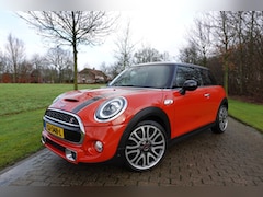 MINI Cooper S - 2.0 Chili | John Cooper Works Edition | NL Auto | LED | Stoelverwarming | Camera | Sfeerve