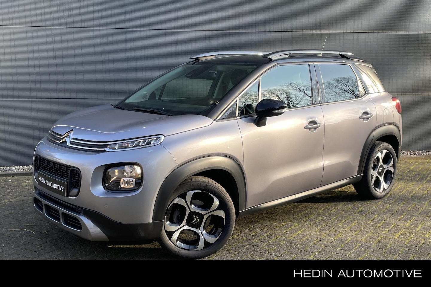 Citroën C3 Aircross - 1.2 PureTech Shine Camera | Navigatie | Winterbanden - AutoWereld.nl