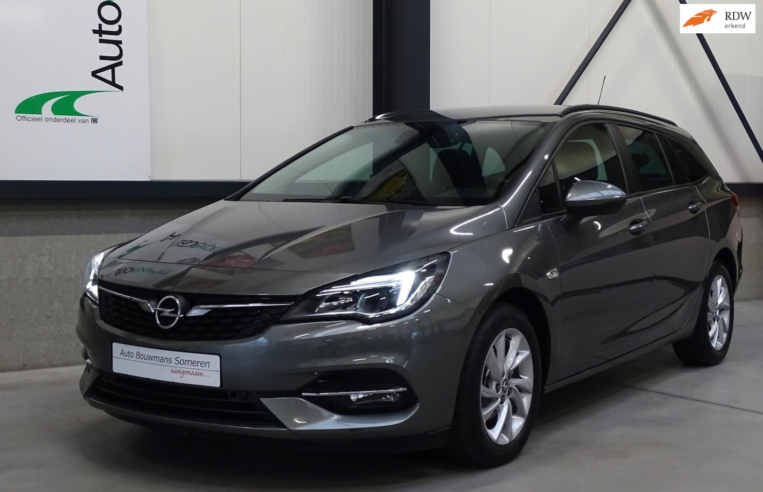 Opel Astra Sports Tourer - "EDITION" - AIRCO/CRUISE/NAVIGATIE/BLUETOOTH/PRIVACY GLAS/LM VELGEN/ETC - AutoWereld.nl