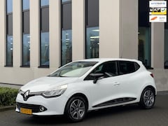 Renault Clio - 0.9 TCe ECO Night&Day, 52000 km, Nederlandse auto met nationale auto pas, afn.trekhaak