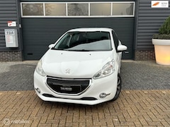 Peugeot 208 - 1.4 e-HDi Blue Lease, automaat, airco, 5 deurs, apk 11-2025